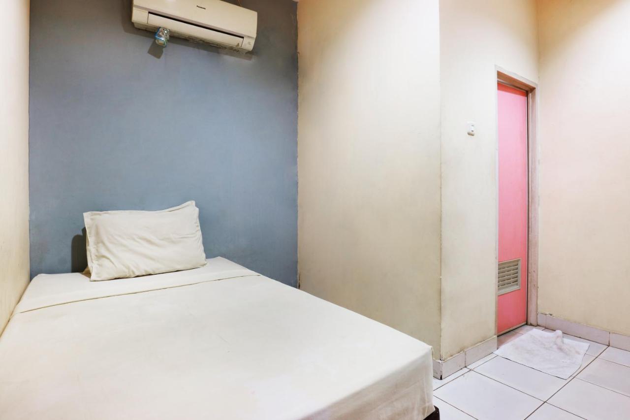 ג'קרטה Sabrina Guest House מראה חיצוני תמונה