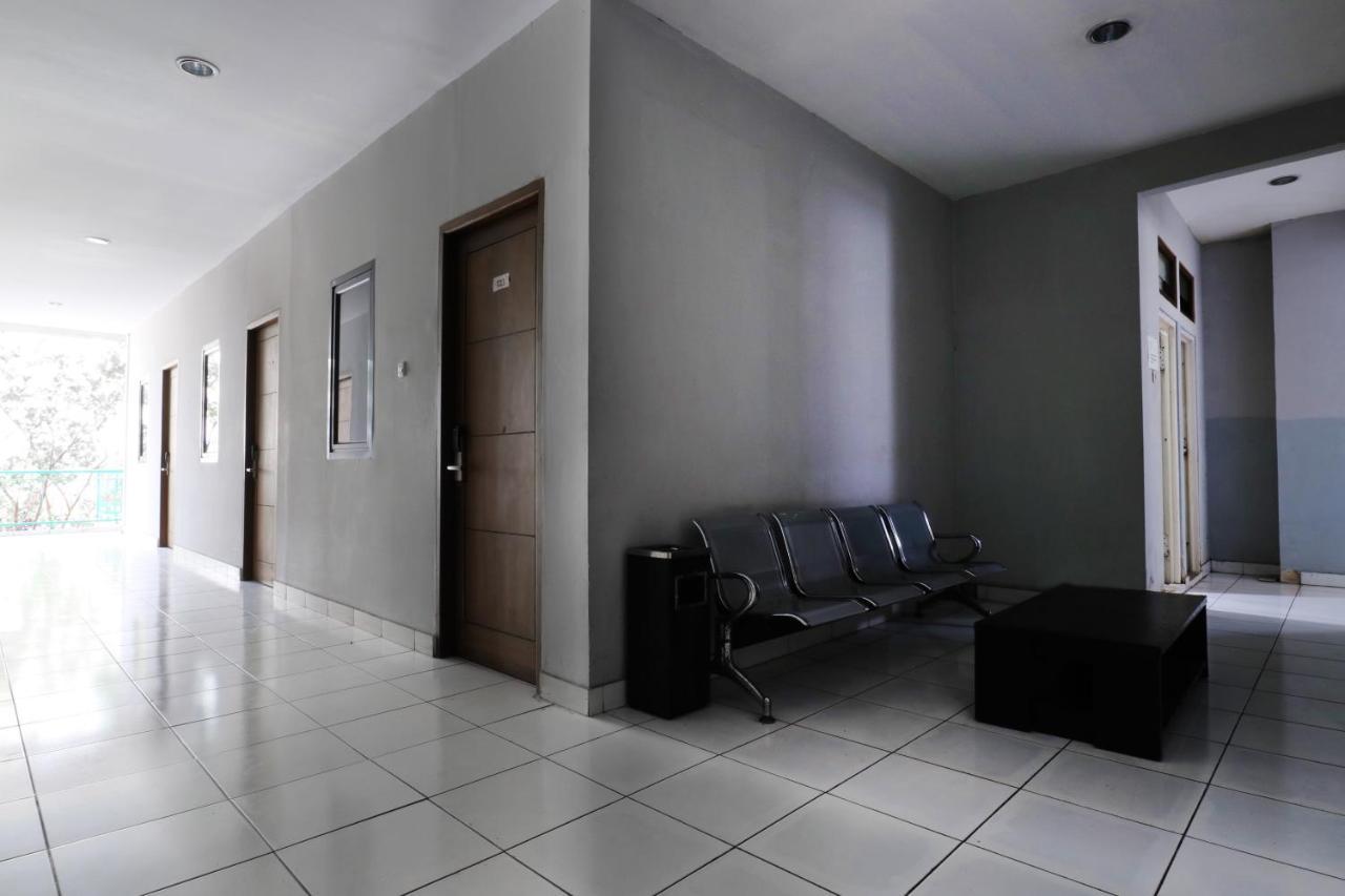 ג'קרטה Sabrina Guest House מראה חיצוני תמונה